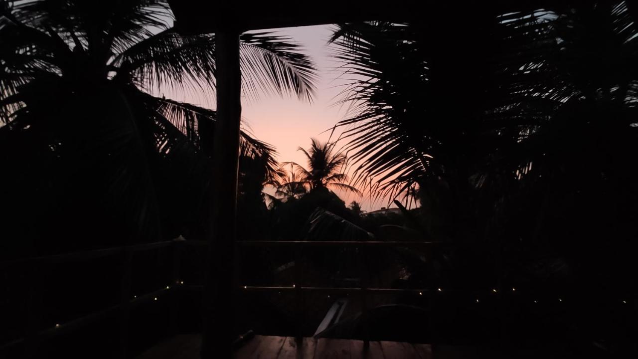 Surf Beach Hotel Arugam Bay Eksteriør billede