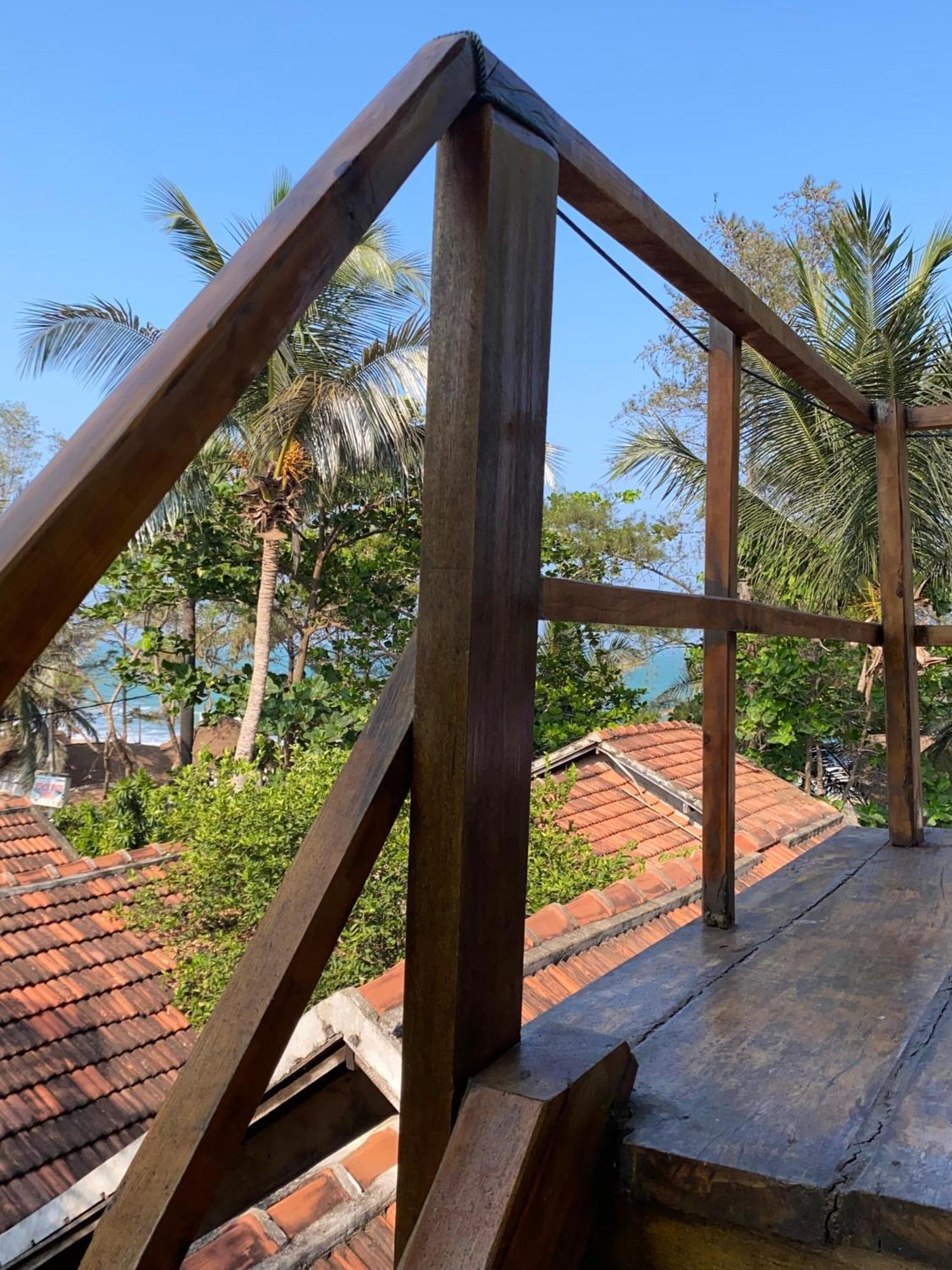 Surf Beach Hotel Arugam Bay Eksteriør billede